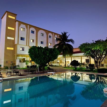 Dunia Hotel Bamako Centre מראה חיצוני תמונה