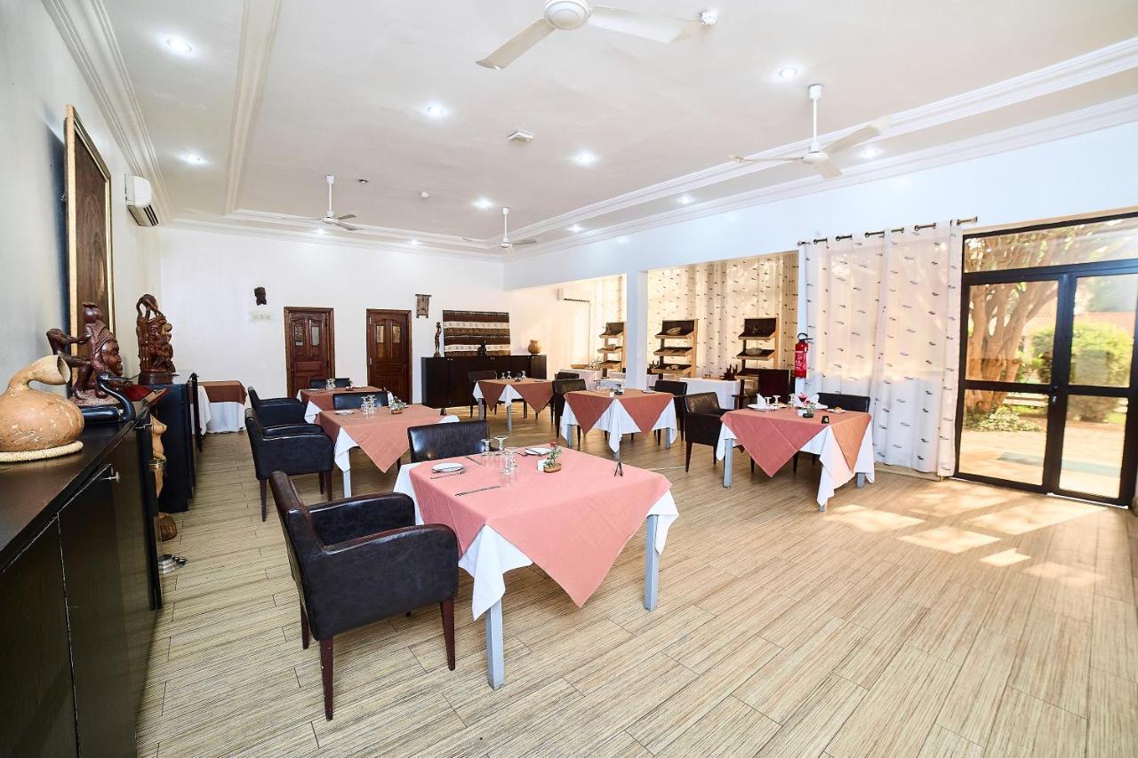 Dunia Hotel Bamako Centre מראה חיצוני תמונה