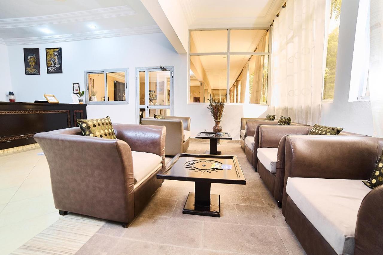 Dunia Hotel Bamako Centre מראה חיצוני תמונה